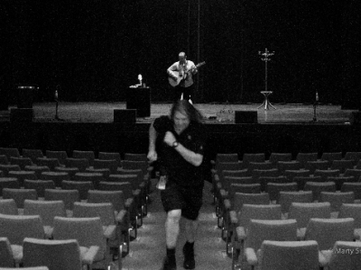 colin-hay-finding-my-dance-tour-2013-8
